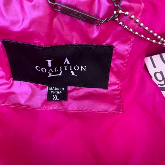 LA Coalition Metallic Puffer Barbie Pink💕 - Picture 8 of 9